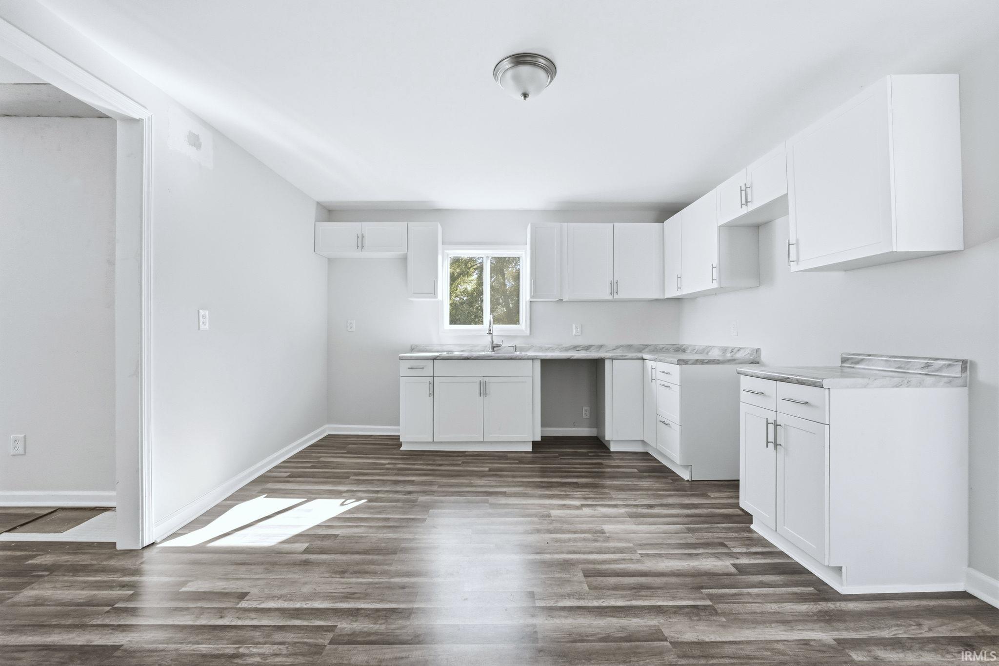 10088 South Ohio Street Keystone, IN 46759 - Photo 9 of 35