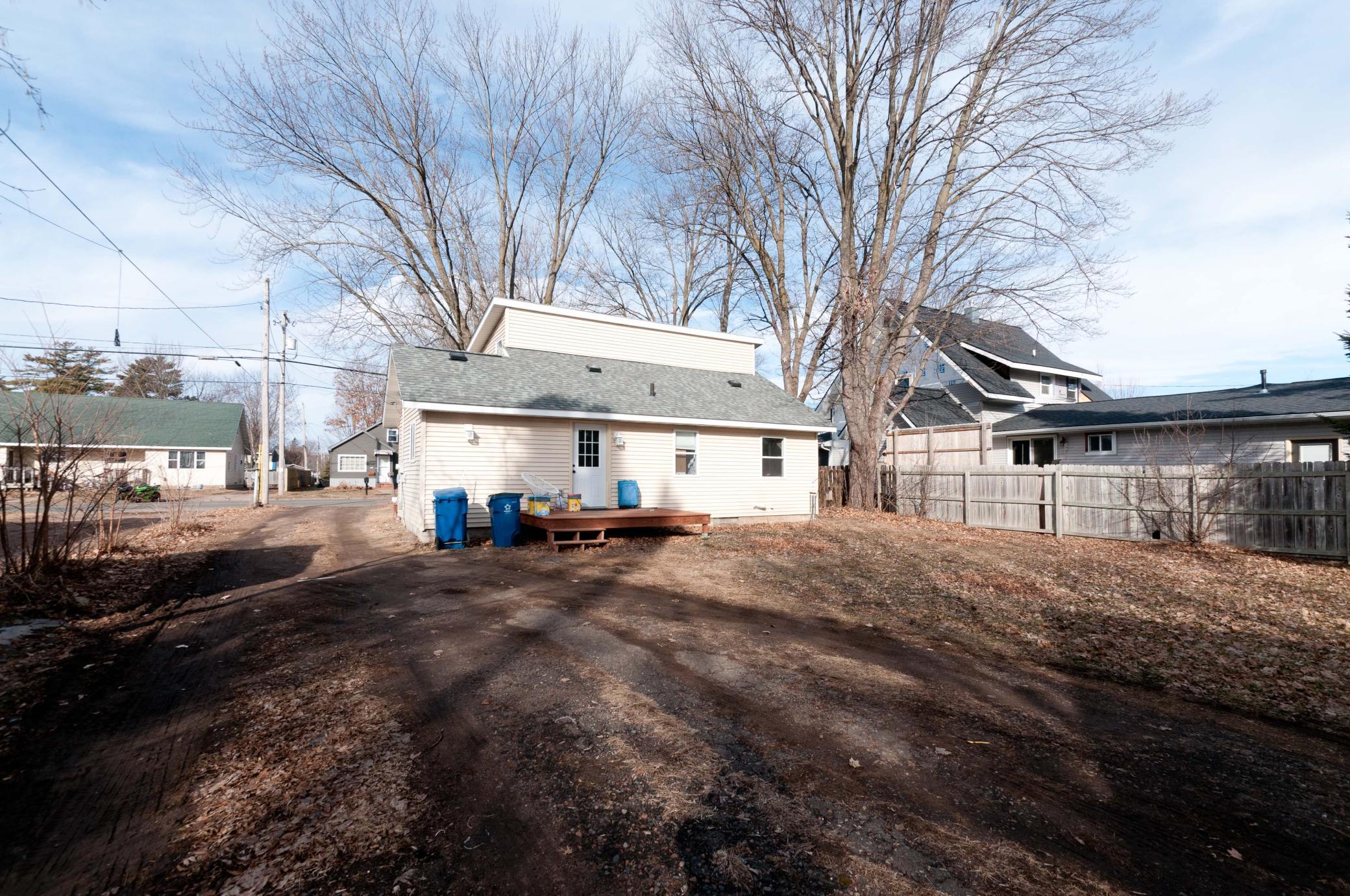 625 Cornell Avenue Rice Lake, WI 54868 - Photo 4 of 22