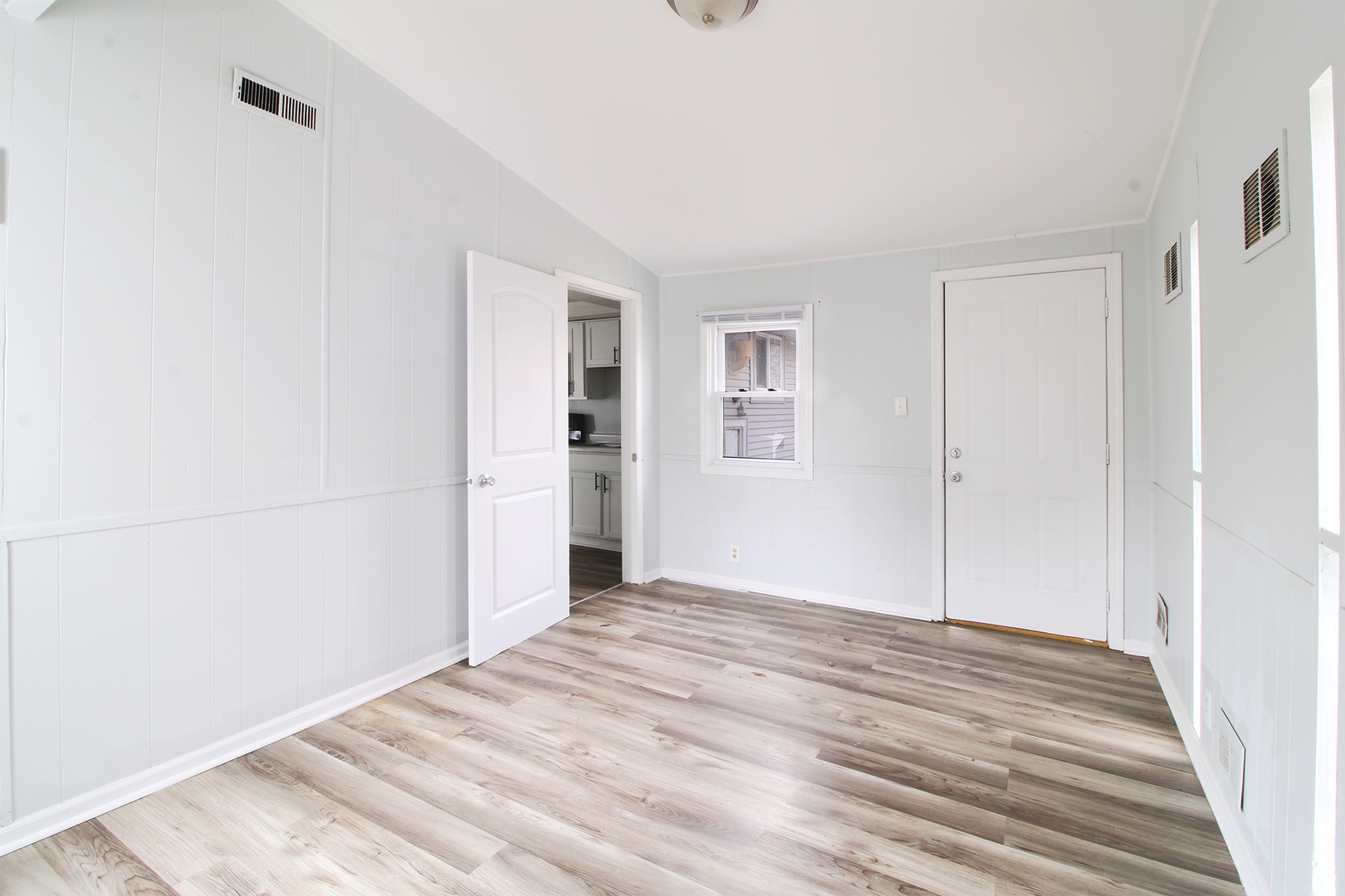 1636 Short Street Rantoul, IL 61866 - Photo 2 of 10