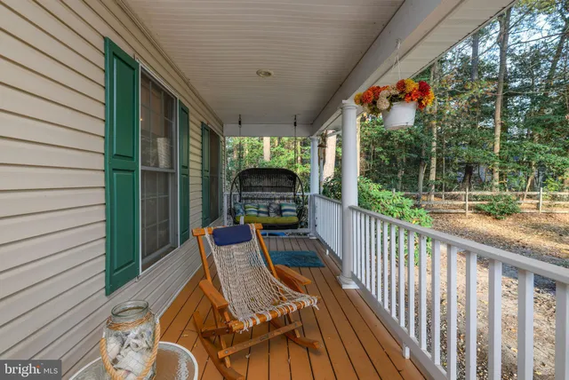 $899,000 | 303 Tanglewood Drive, Lewes, DE 19958