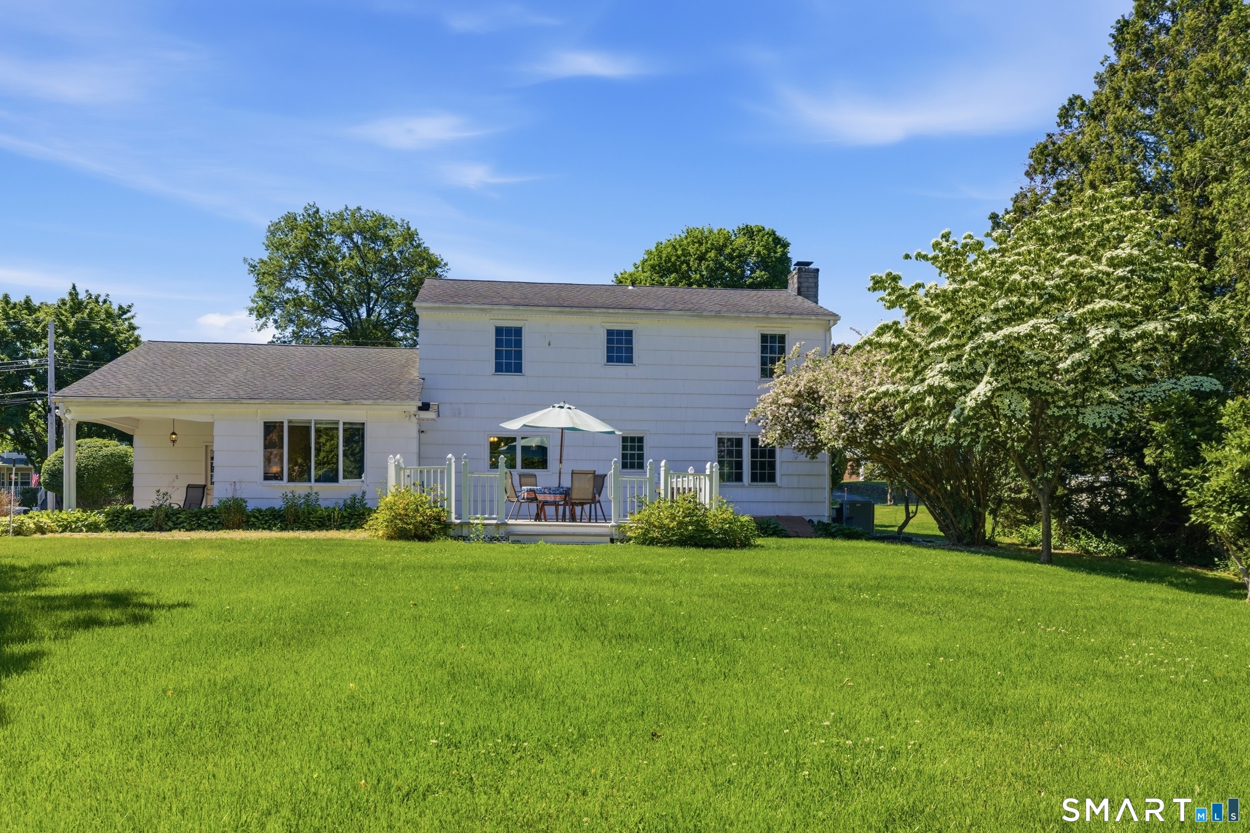 19 Zephyr Road Trumbull, CT 06611 - Photo 7 of 36