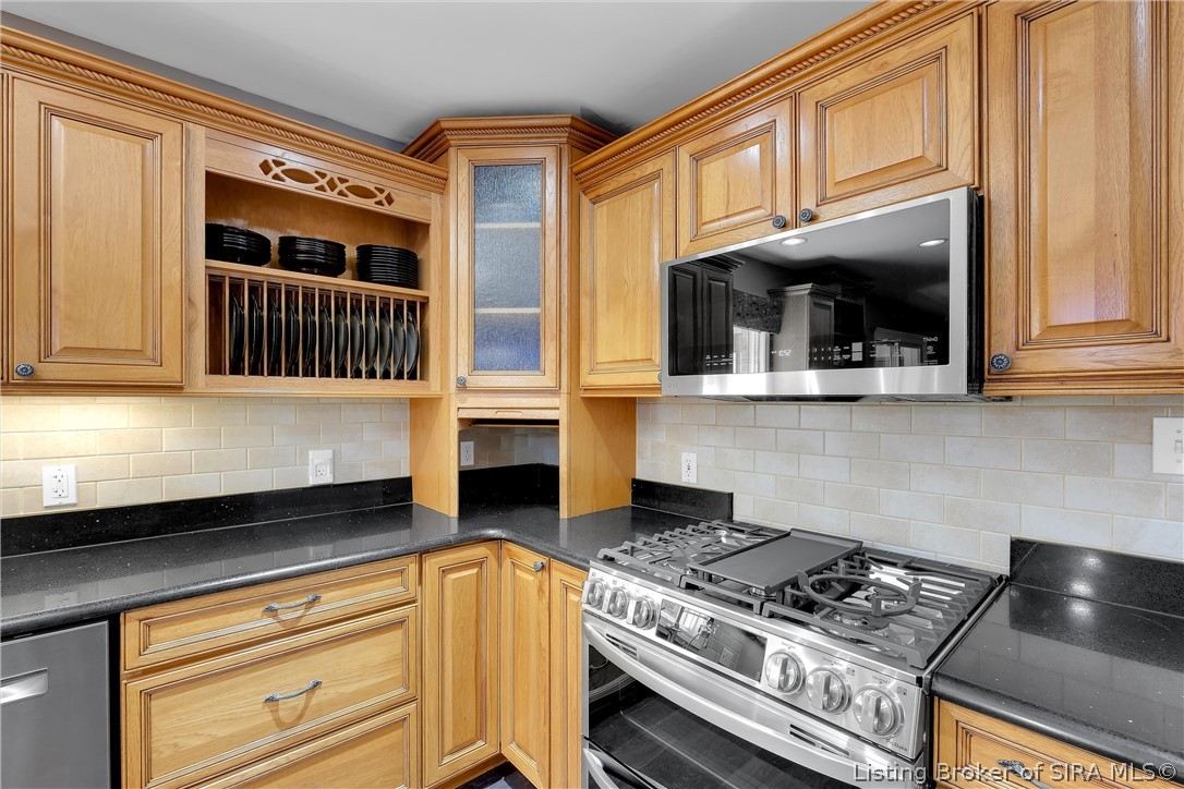 4420 Fox Road Charlestown, IN 47111 - Photo 23 of 94 Kitchen