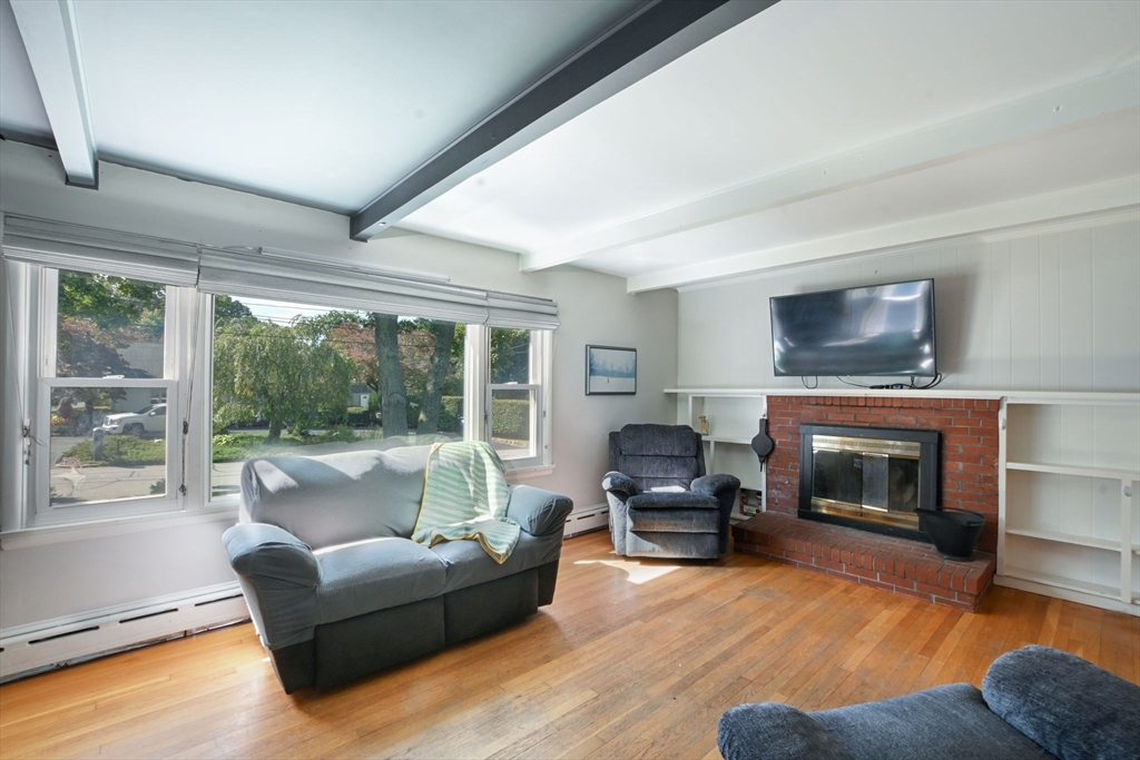 25 Pershing Avenue Acushnet, MA 02743 - Photo 15 of 20