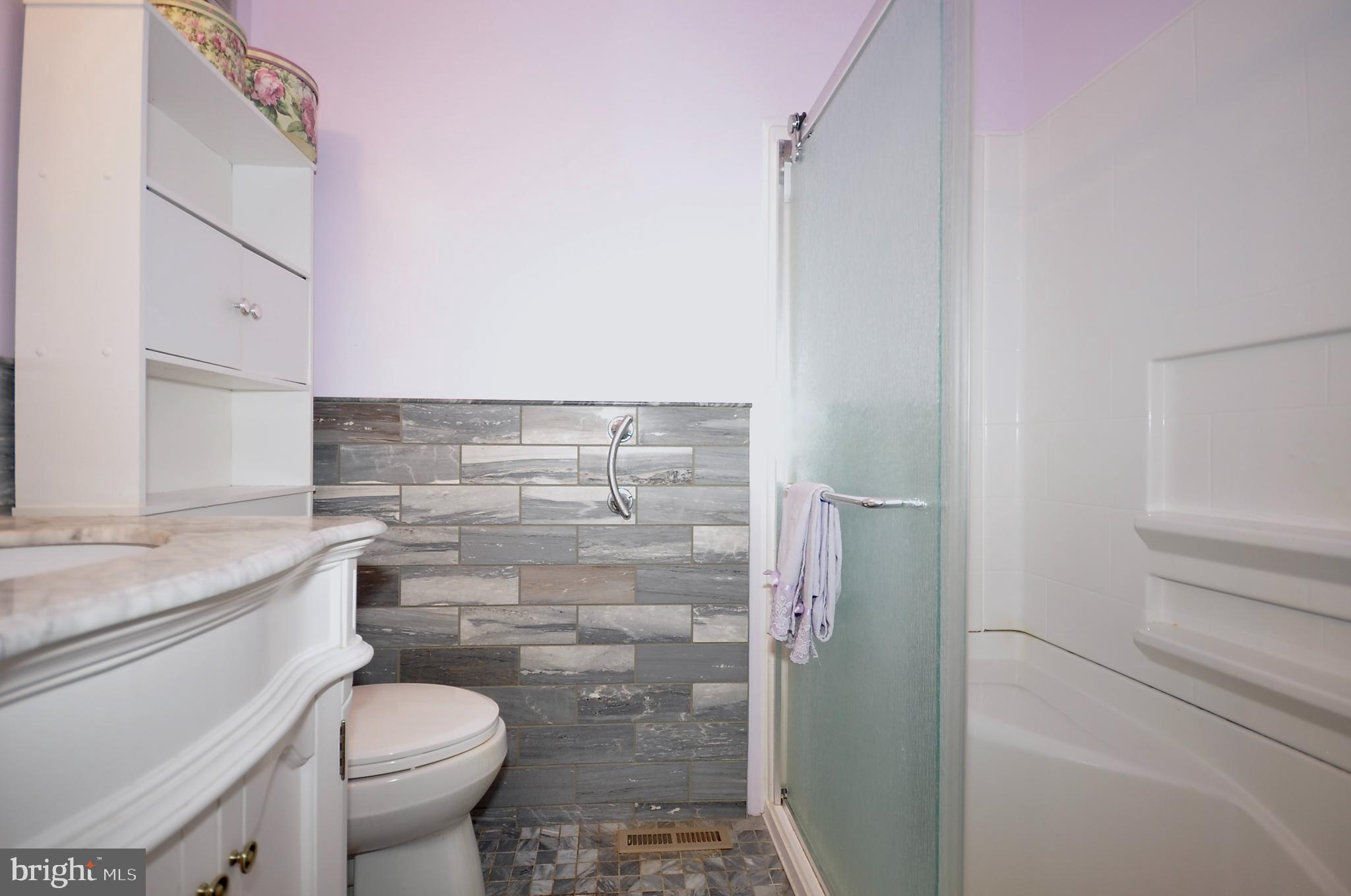 12102 Academy Road Philadelphia, PA 19154 - Photo 17 of 33
