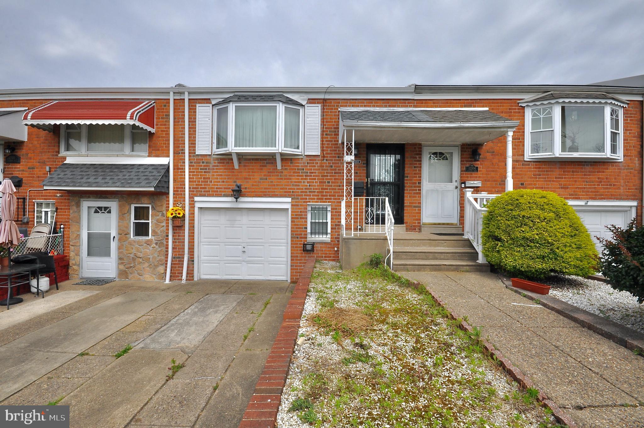 12102 Academy Road Philadelphia, PA 19154 - Photo 2 of 33
