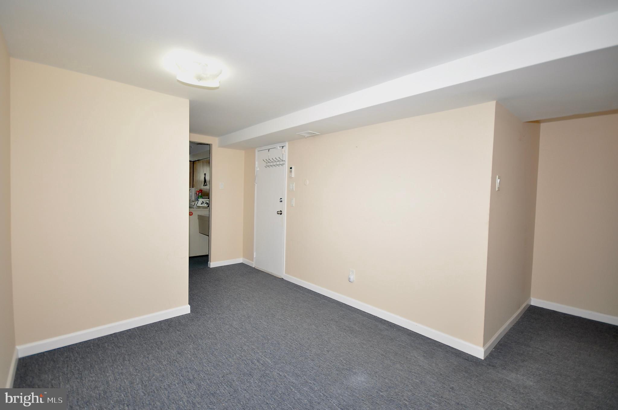 12102 Academy Road Philadelphia, PA 19154 - Photo 31 of 33
