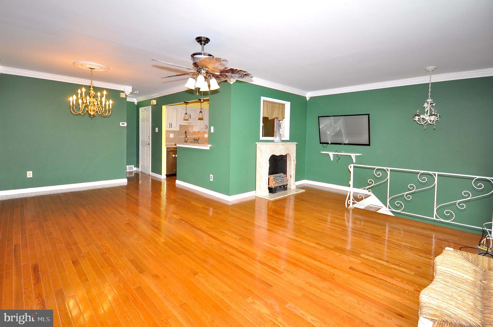 12102 Academy Road Philadelphia, PA 19154 - Photo 4 of 33