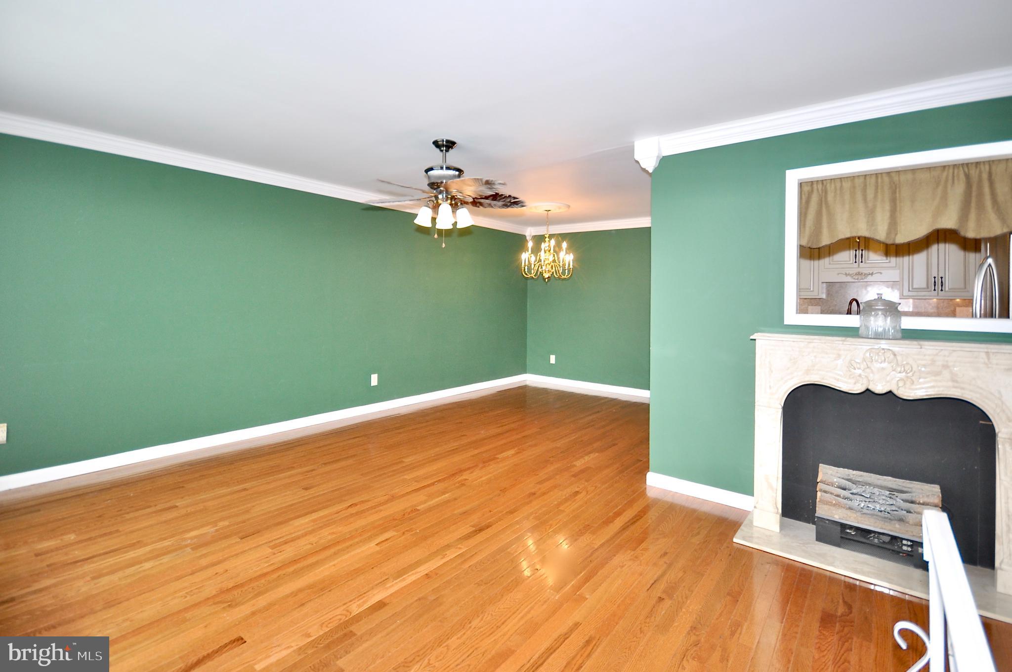 12102 Academy Road Philadelphia, PA 19154 - Photo 5 of 33