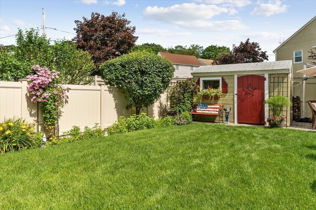 113 Maplewood Road Lynn, MA 01904 - Photo 28 of 39