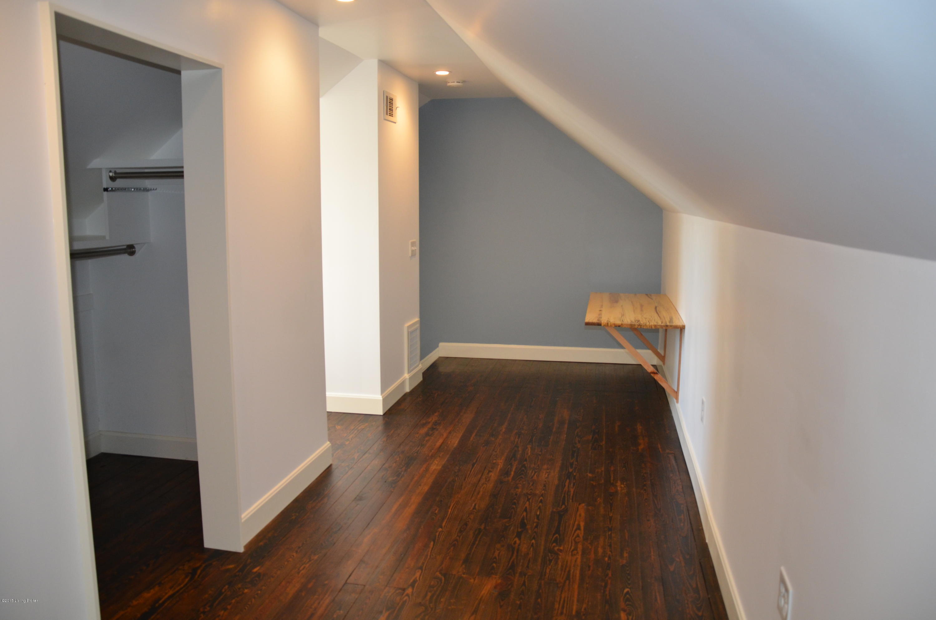 4205 Winchester Road Louisville, KY 40207 - Photo 19 of 25 DSC_0429