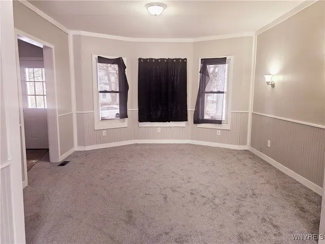 $1,175 | 1775 Falls Street, Niagara Falls, NY 14303