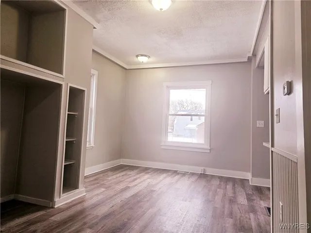 $1,175 | 1775 Falls Street, Niagara Falls, NY 14303