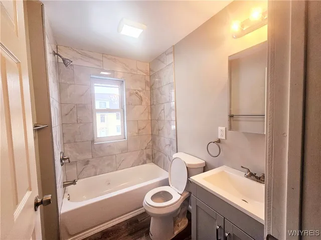 $1,175 | 1775 Falls Street, Niagara Falls, NY 14303