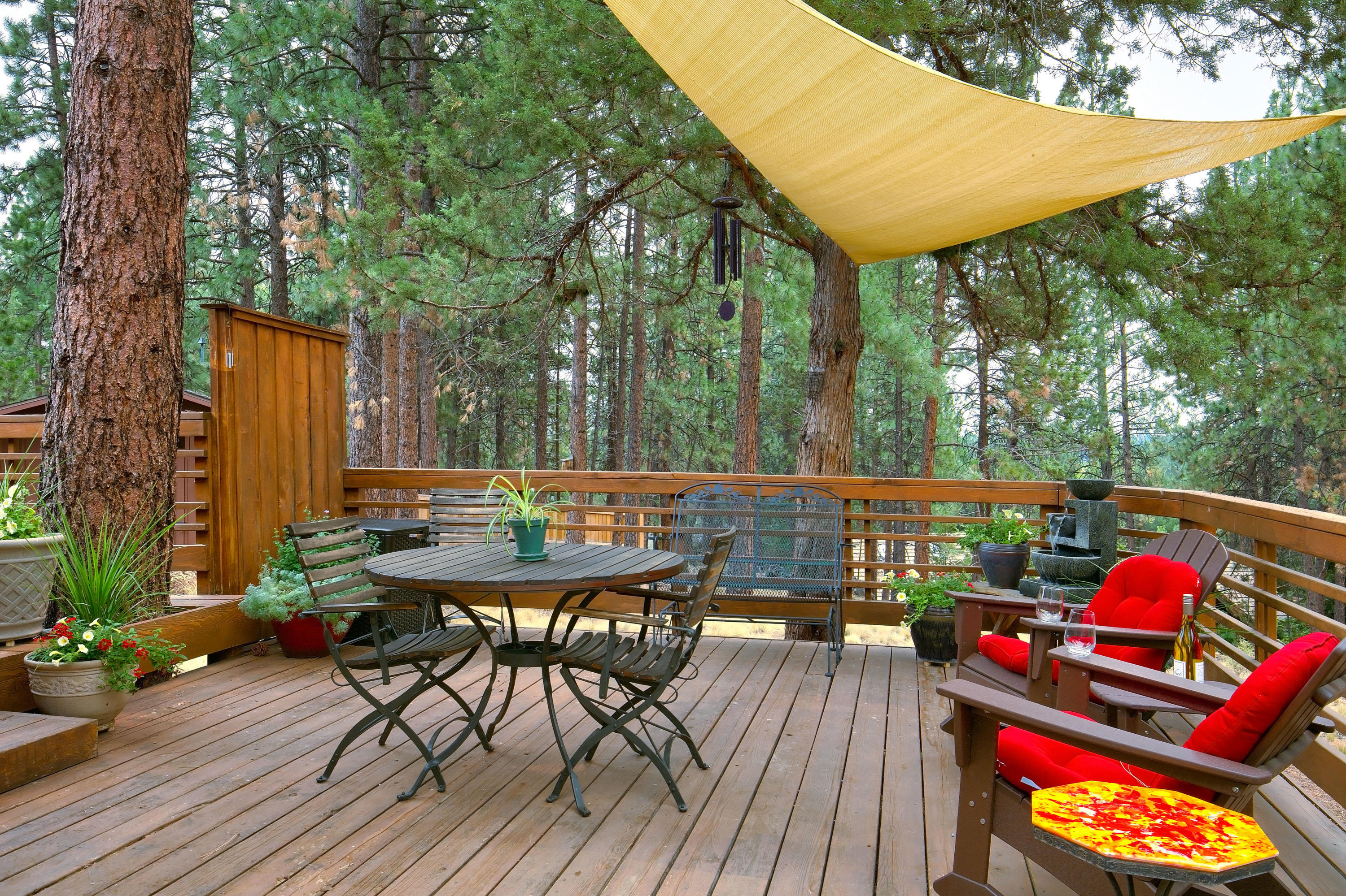 19537 East Campbell Road Bend, OR 97702 - Photo 19 of 29 Lovely deck with access off dining room