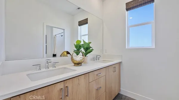 $819,990 | 27524 Grand Fir Way, Newhall, CA 91381