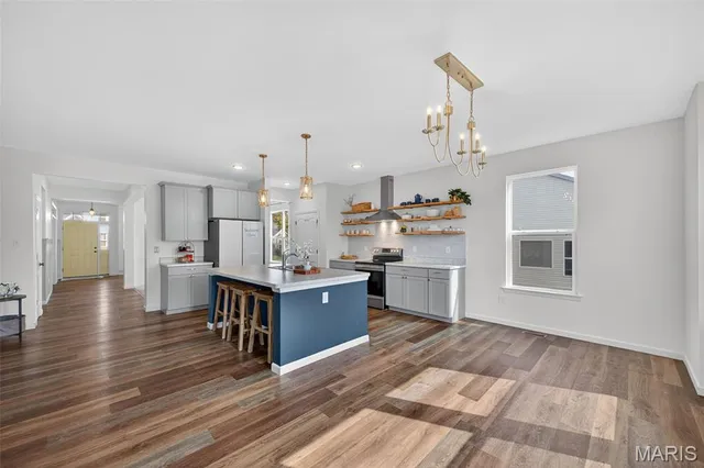 $499,000 | 106 Copper Falls Court, Wentzville, MO 63385