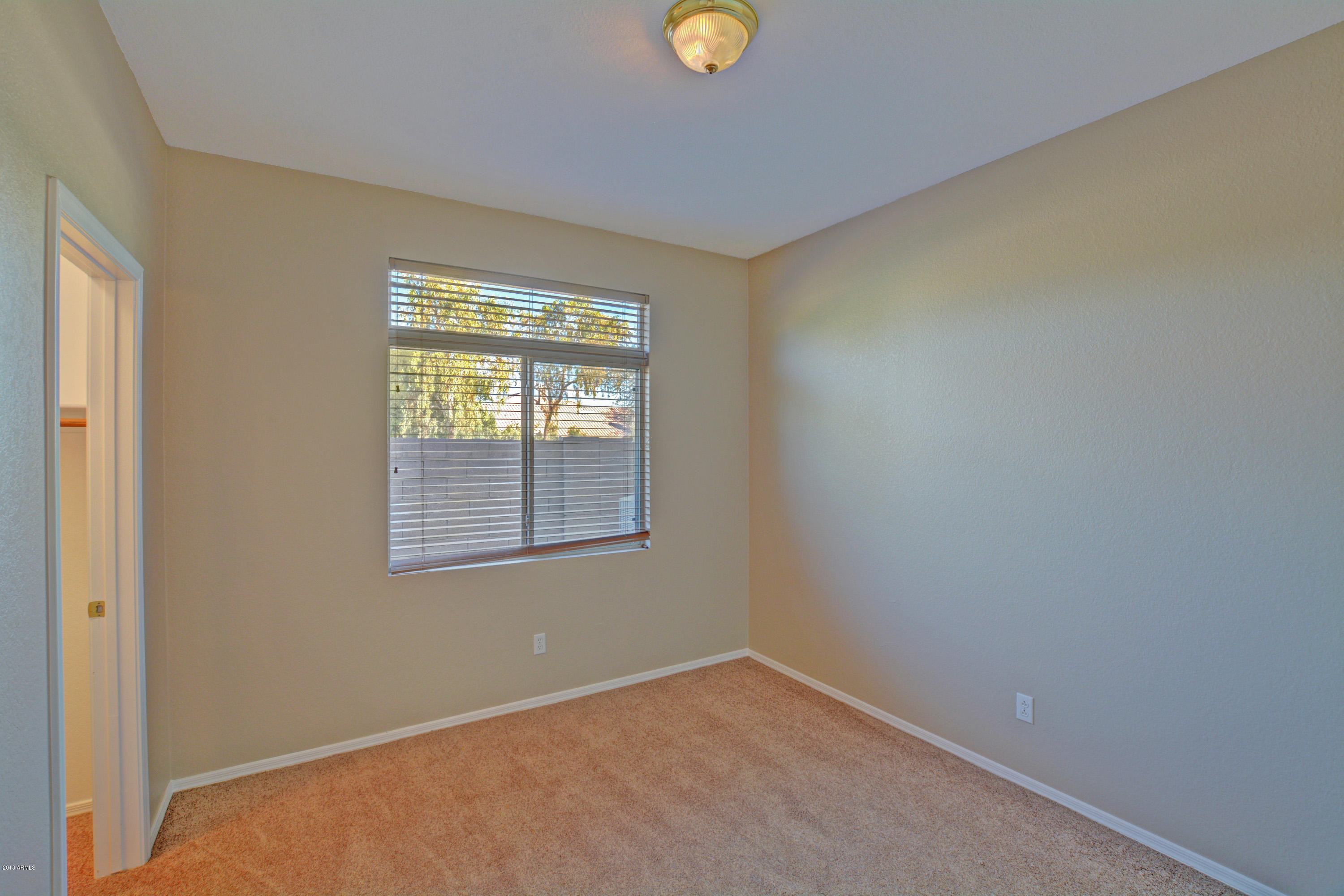 257 West El Freda Road Tempe, AZ 85284 - Photo 17 of 24 17 - Fourth Bedroom