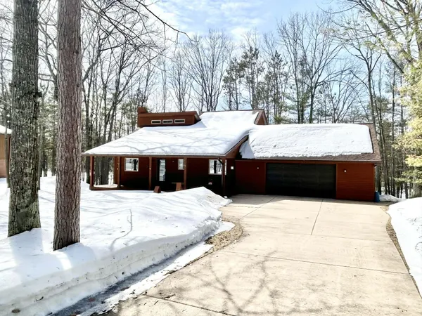$589,000 | 11760 Fantasy Drive, Frederic, MI 49733