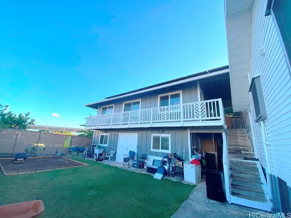 $1,300 | 98-219 Kaulike Drive, Pearl City, HI 96782