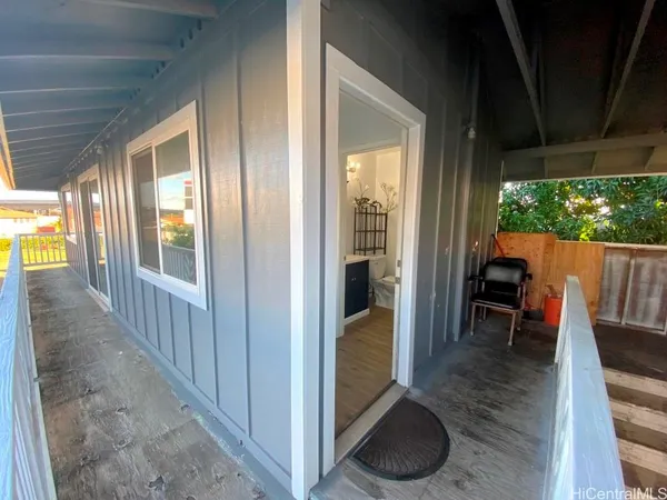 $1,300 | 98-219 Kaulike Drive, Pearl City, HI 96782