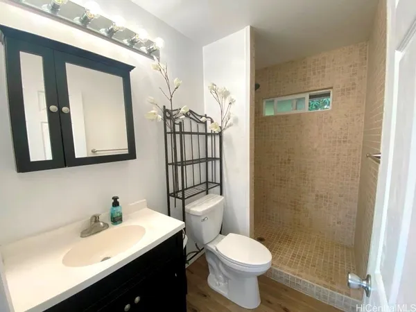 $1,300 | 98-219 Kaulike Drive, Pearl City, HI 96782