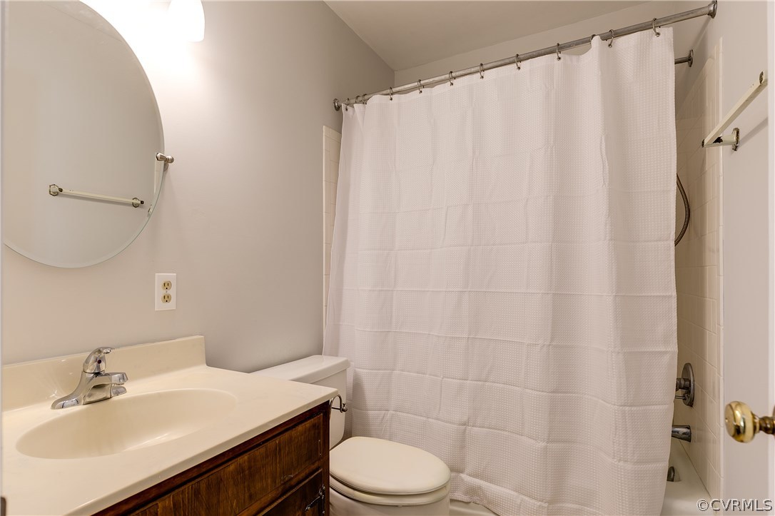 7210 Ledo Road Moseley, VA 23120 - Photo 17 of 27 a bathroom with a sink toilet and shower