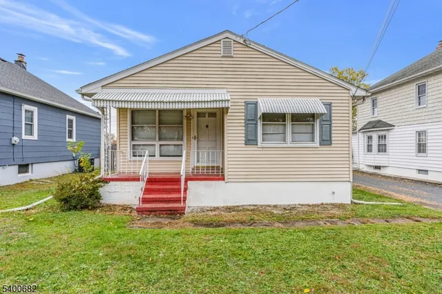 $369,999 | 554 East Main Street, Bridgewater, NJ 08807