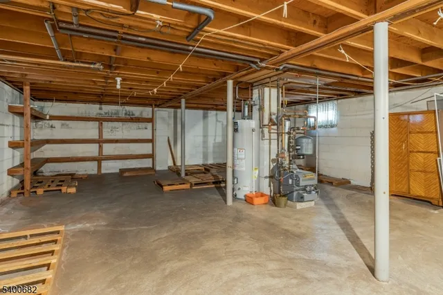 $369,999 | 554 East Main Street, Bridgewater, NJ 08807