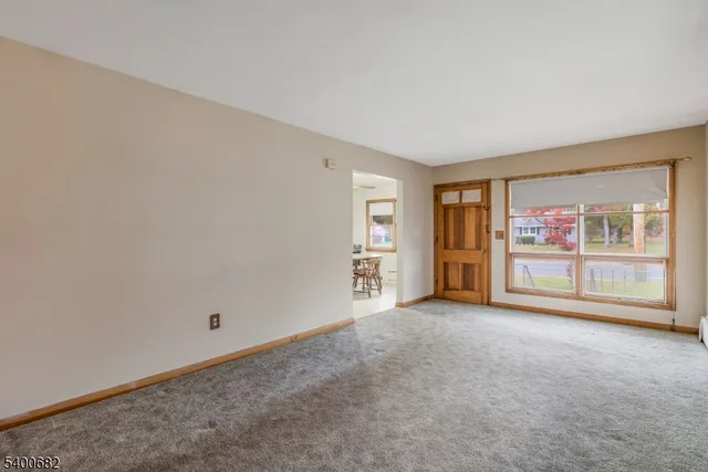 $369,999 | 554 East Main Street, Bridgewater, NJ 08807