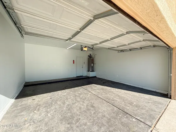 $2,250 | 6919 South 37th Glen, Phoenix, AZ 85041
