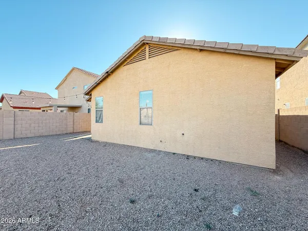 $2,250 | 6919 South 37th Glen, Phoenix, AZ 85041