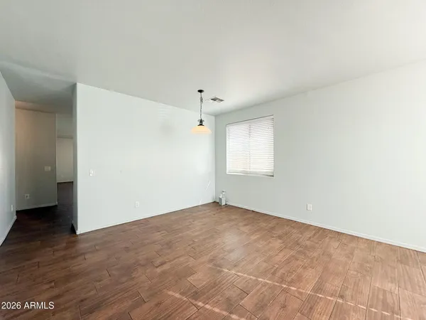 $2,195 | 6919 South 37th Glen, Phoenix, AZ 85041