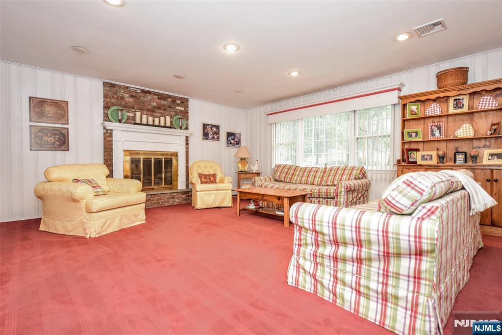 6 Terkuile Road Montvale, NJ 07645 - Photo 8 of 37 Gallery Image 8