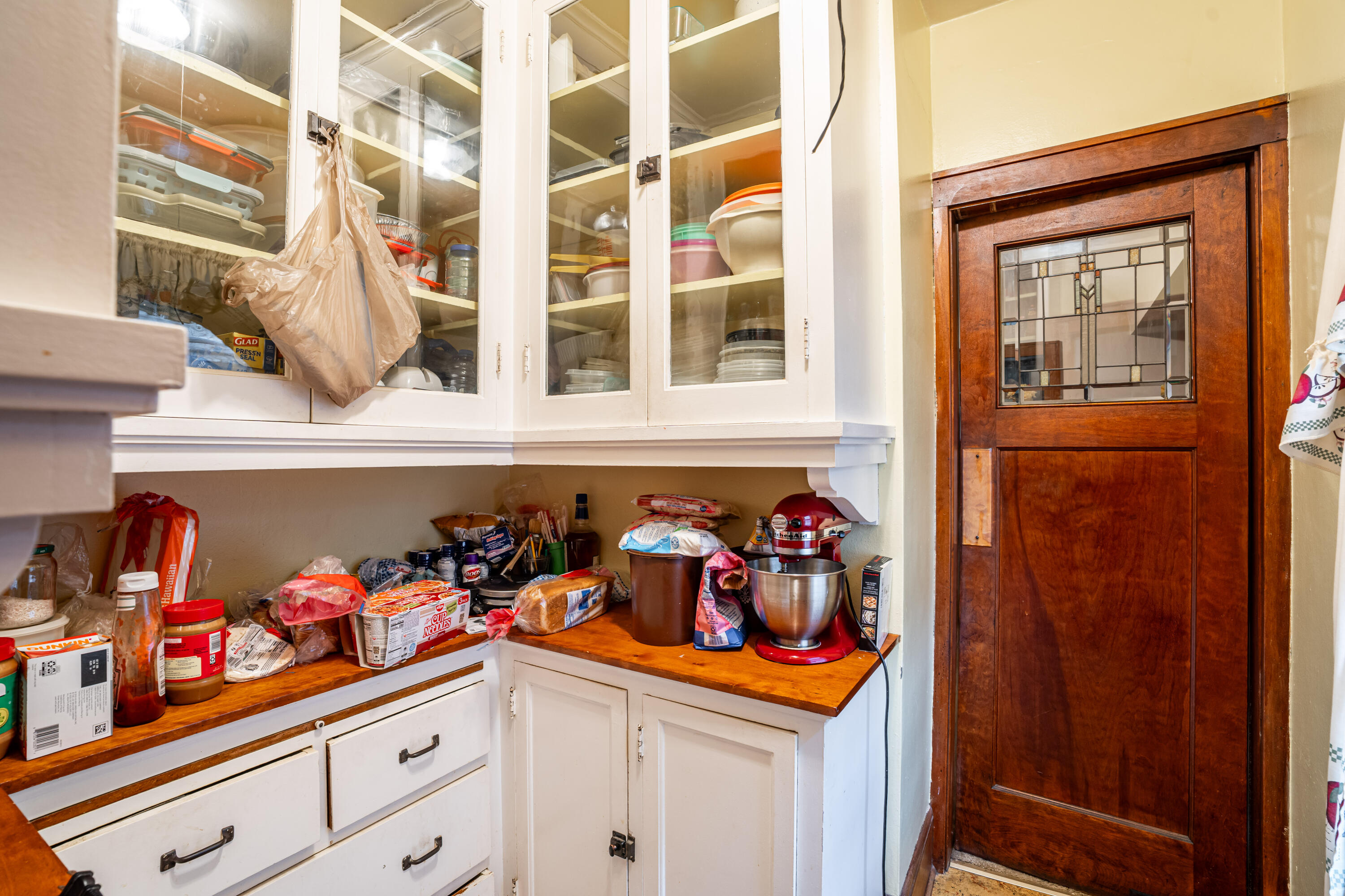 2139 North 48th Street, Unit 2141 Milwaukee, WI 53208 - Photo 12 of 34 First Floor Pantry