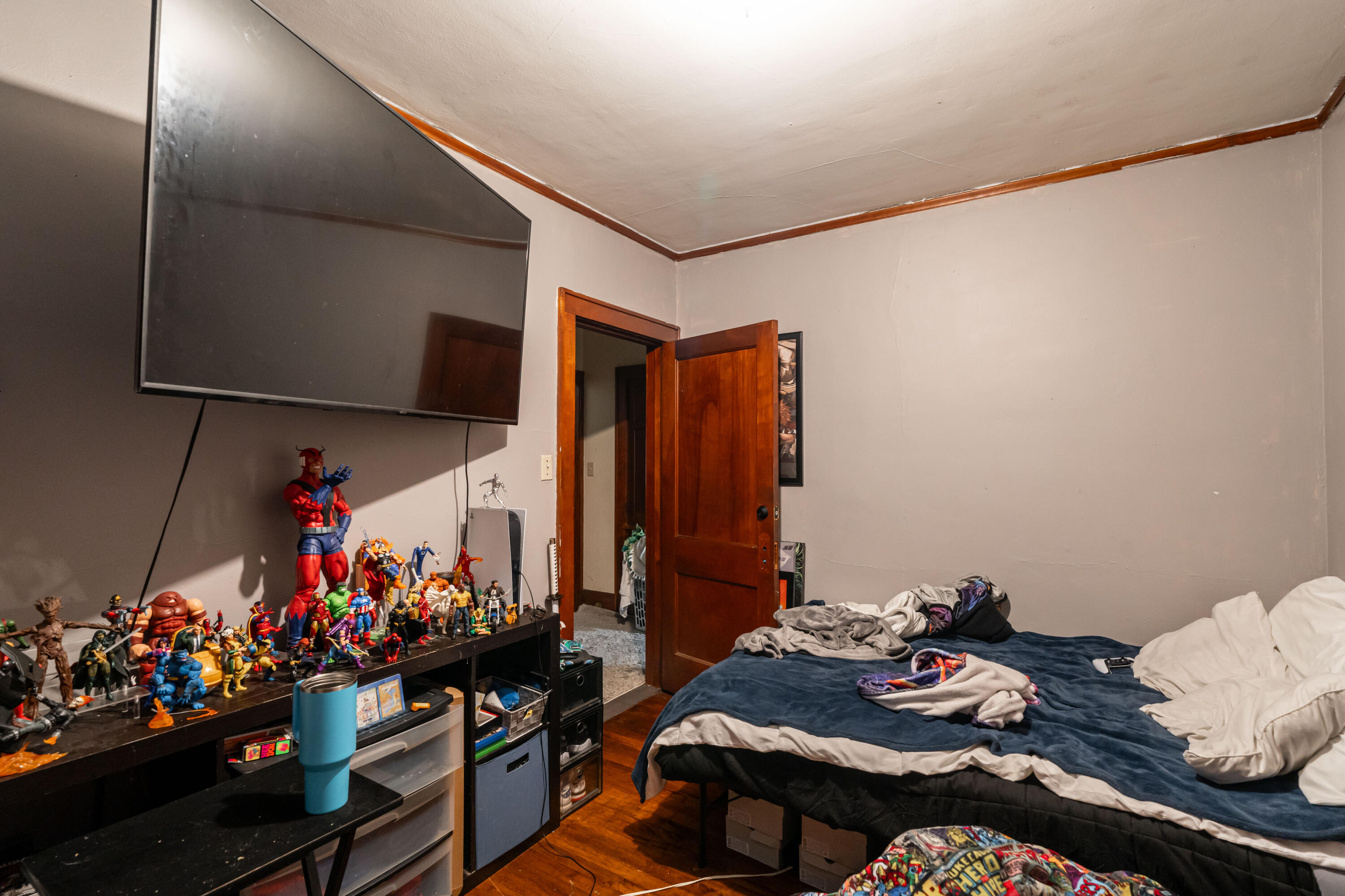 2139 North 48th Street, Unit 2141 Milwaukee, WI 53208 - Photo 30 of 34 Bedroom 1