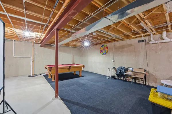 $339,500 | 1010 Regent Drive, Matteson, IL 60443