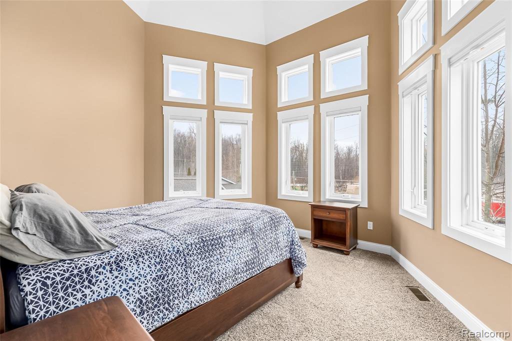 10136 Buhl Road Pinckney, MI 48169 - Photo 31 of 54 Gallery Image 31