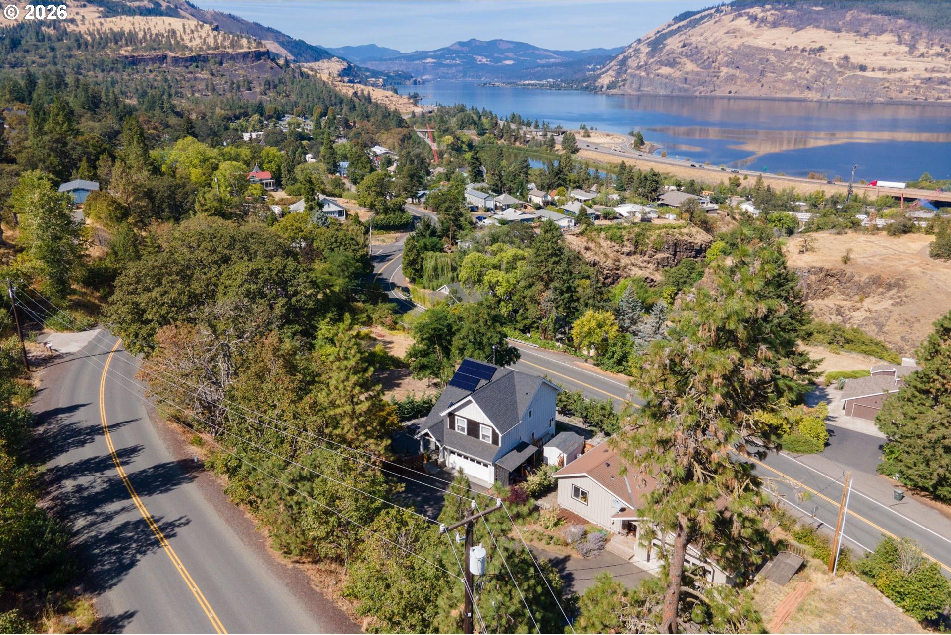 407 Huskey Road Mosier, OR 97040 - Photo 3 of 47 Gallery Image 3