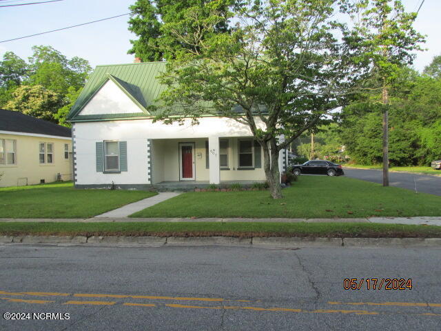 607 Carthage Road Lumberton, NC 28358 - Photo 1 of 14 Front