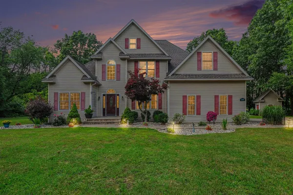 $599,900 | 3297 West Front Street, Buchanan, MI 49107