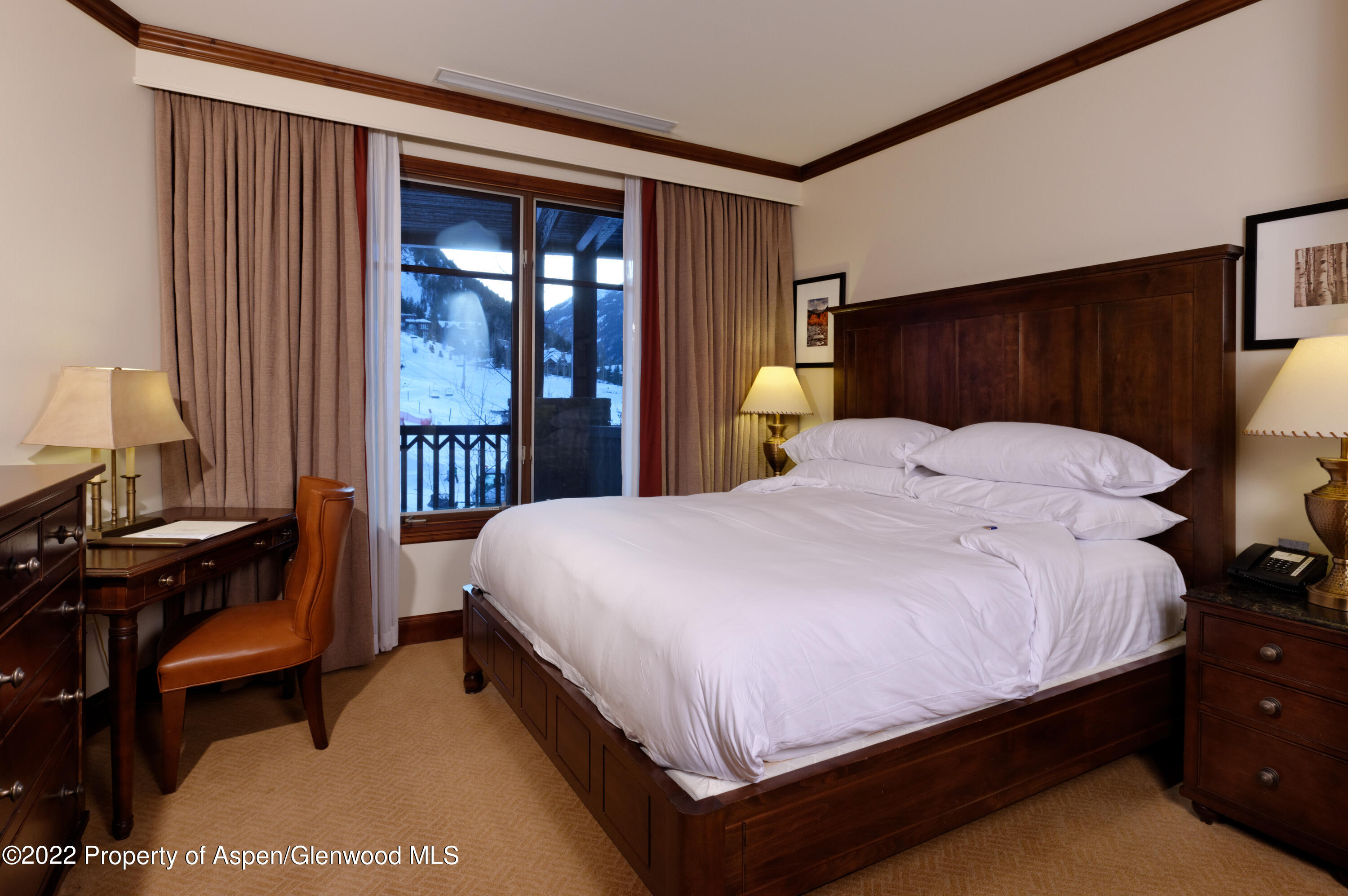 197 Prospector Road, Unit 22029 Aspen, CO 81611 - Photo 8 of 21 Interior Bed2 HiRes 4928x3280
