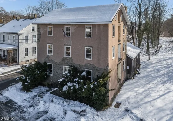 $650,000 | 10 Green Street, Milford, NJ 08848