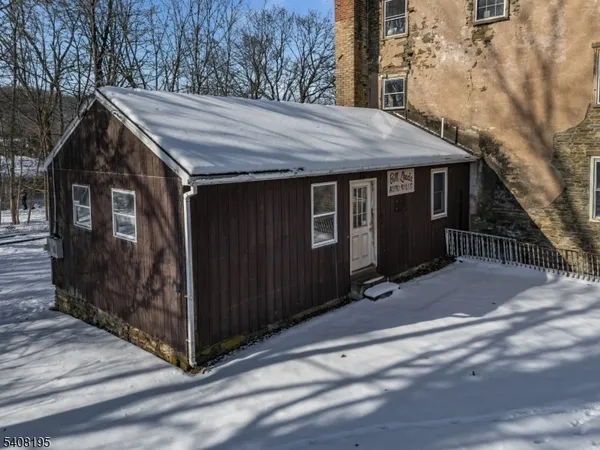 $650,000 | 10 Green Street, Milford, NJ 08848