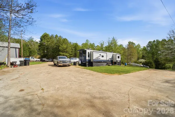 $425,000 | 215 Jim Patterson Road, Kings Mountain, NC 28086