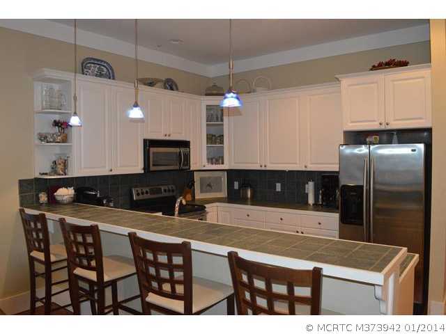 415 Southwest Akron Avenue Stuart, FL 34994 - Photo 5 of 11 Kitchen.