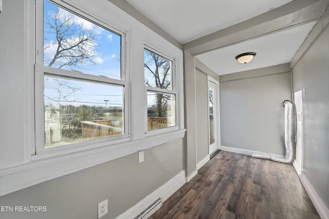 $335,000 | 3034 East 5th Avenue, Knoxville, TN 37914