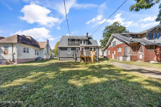 $335,000 | 3034 East 5th Avenue, Knoxville, TN 37914