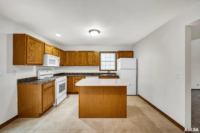 $295,000 | 11326 North Northtrail Drive, Dunlap, IL 61525