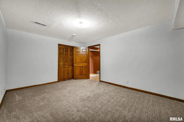 $295,000 | 11326 North Northtrail Drive, Dunlap, IL 61525