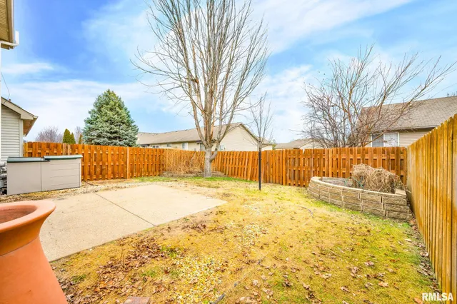 $295,000 | 11326 North Northtrail Drive, Dunlap, IL 61525